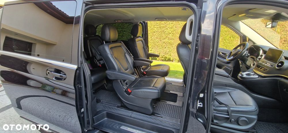 Mercedes-Benz V-Class 2016 photo 5