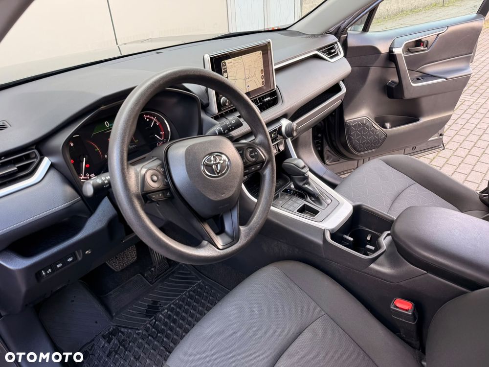 Toyota RAV4 - 7