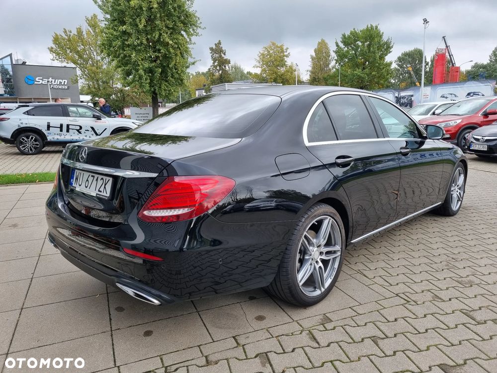 Mercedes-Benz Klasa E 220 d Business Edition 9G-TRONIC - 5