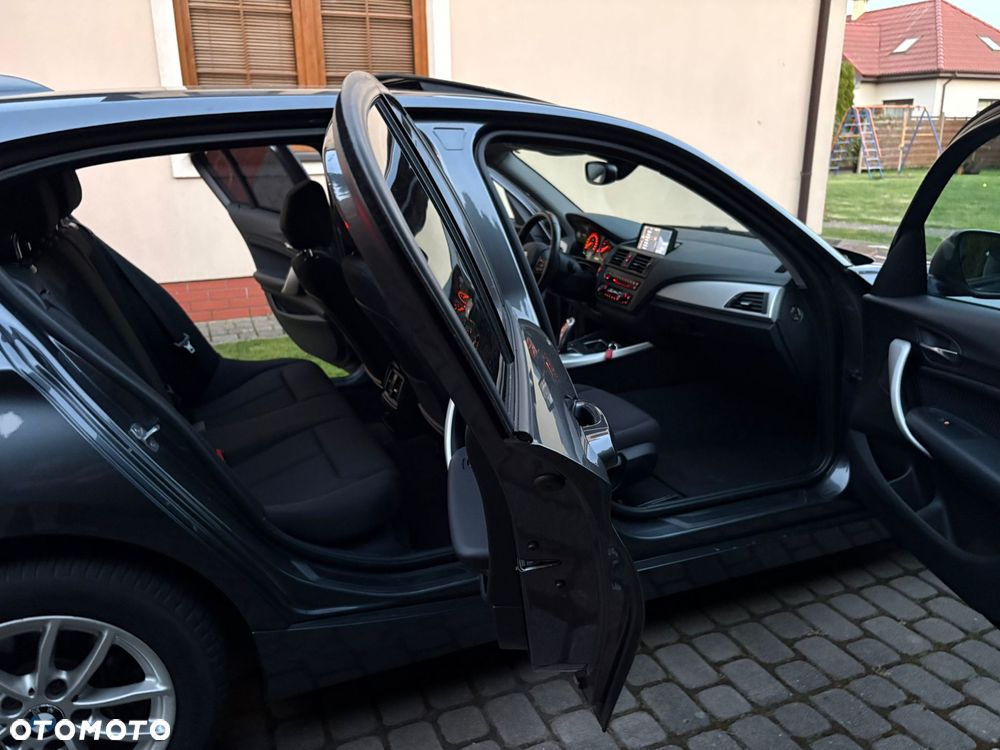 BMW Seria 1 116i Sport Line - 10