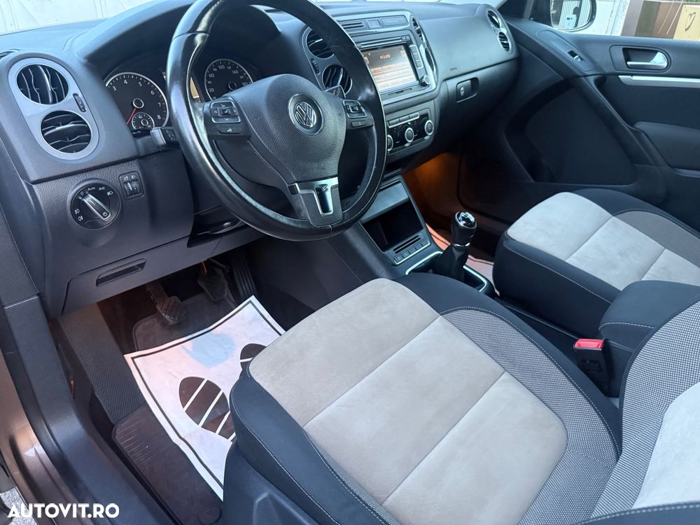 Volkswagen Tiguan 1.4 TSI BlueMotion Technology Exclusive - 19