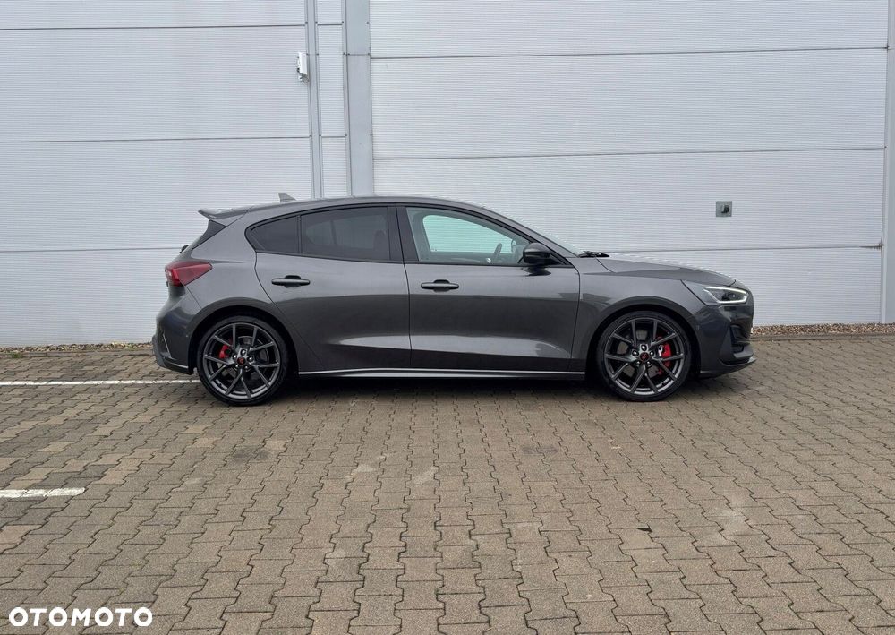 Ford Focus 2.3 EcoBoost ST X - 6