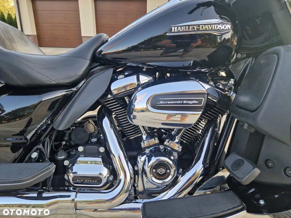 Harley-Davidson FLHTCU Ultra - 12