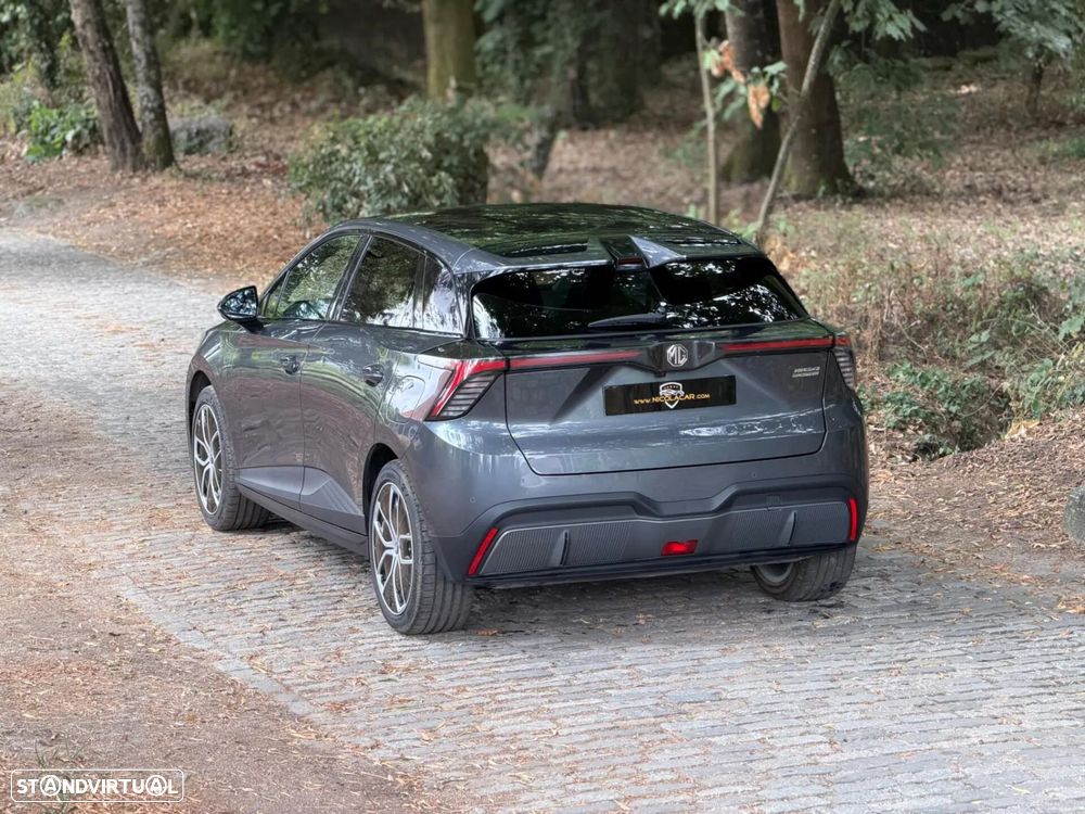 MG MG4 77 kWh Extended Range Luxury - 34