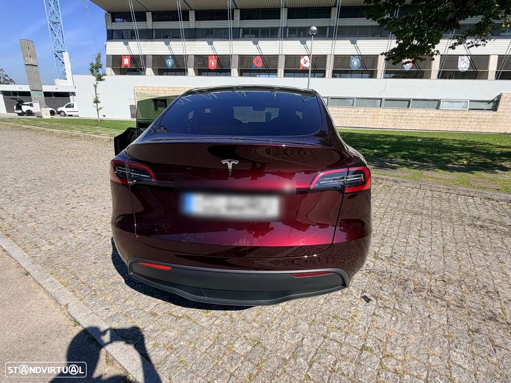 Tesla Model Y RWD - 8