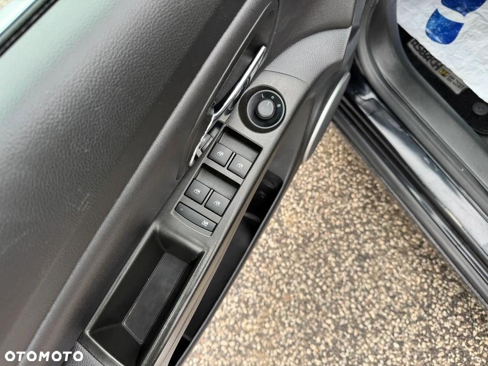 Chevrolet Cruze 1.4 T LTZ - 23