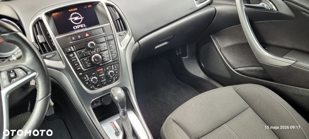 Opel Astra 1.6 SIDI Turbo Automatik Innovation - 20