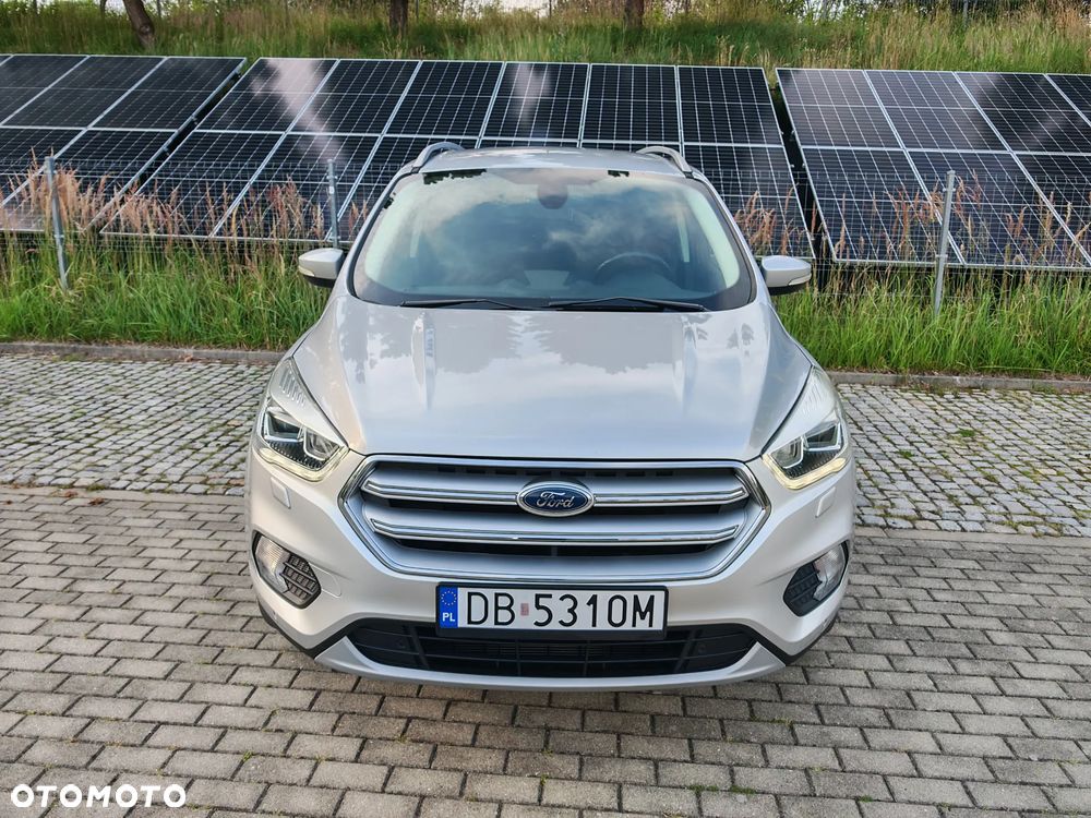Ford Kuga 1.5 EcoBoost 2x4 Titanium - 3