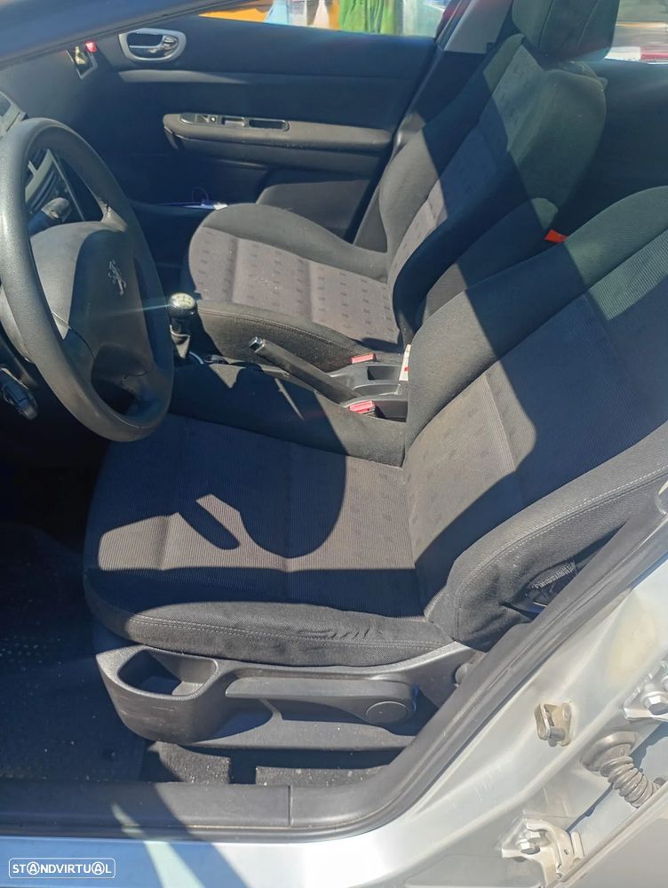 Peugeot 307 1.6 HDi Premium - 2