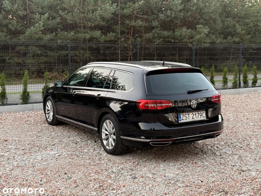 Volkswagen Passat - 31