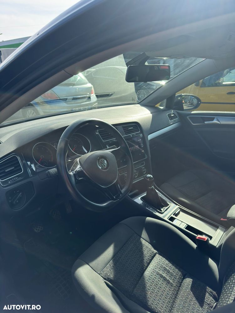 Volkswagen Golf 1.0 TSI Comfortline - 11