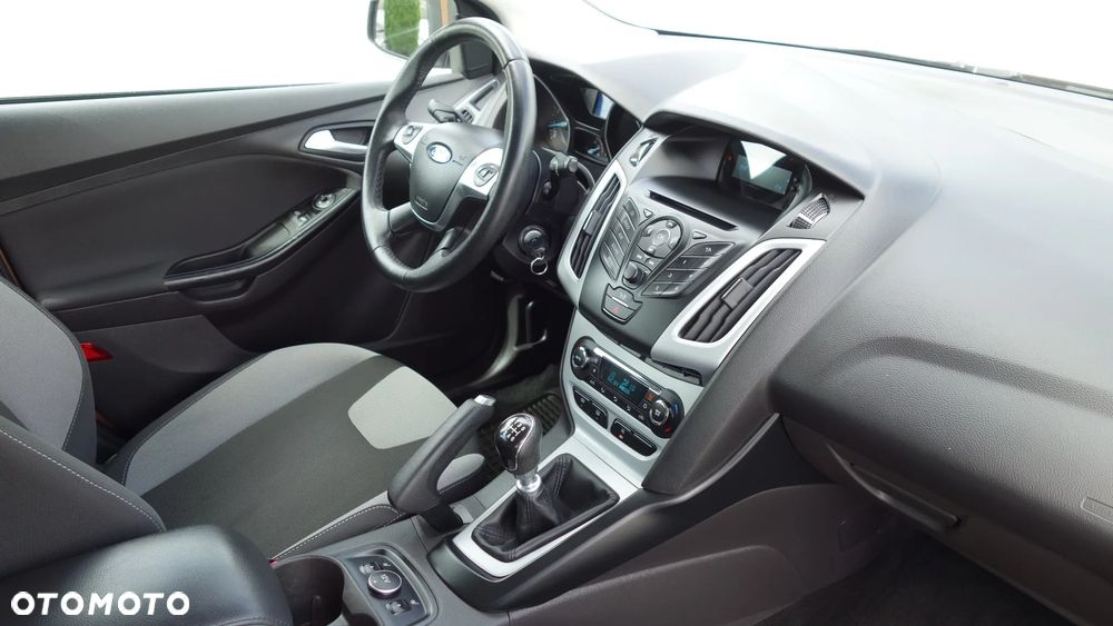 Ford Focus 1.0 EcoBoost Start-Stopp-System Champions Edition - 29