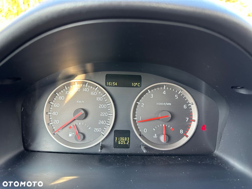 Volvo S40 1.8 - 15