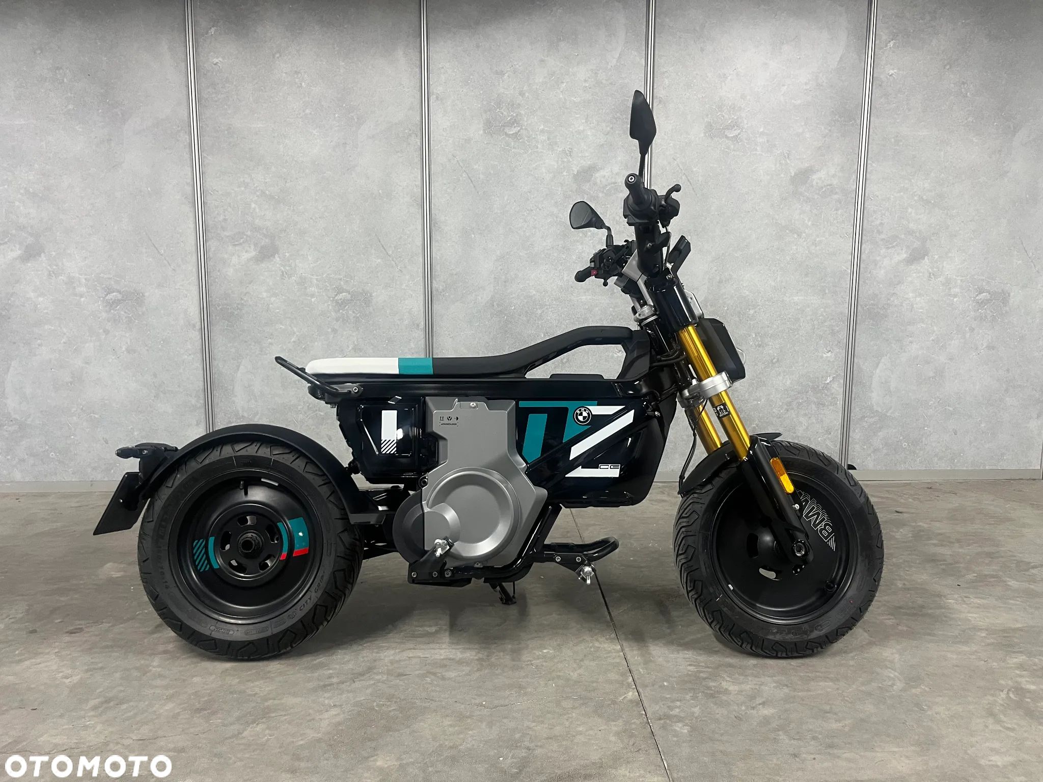 BMW CE 02 - 1