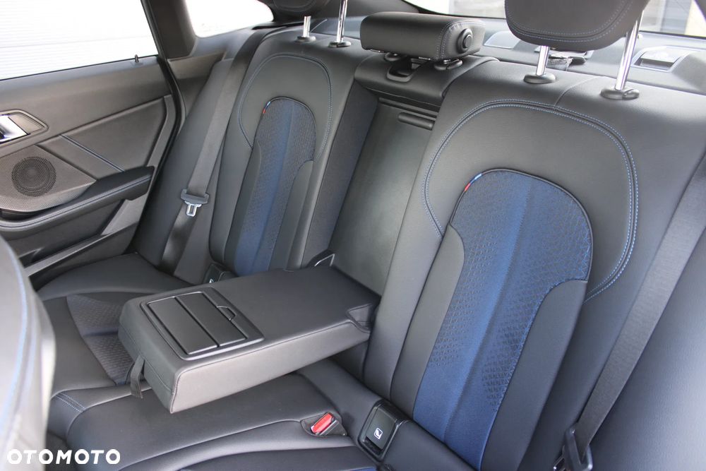 BMW Seria 2 218i M Sport sport - 28
