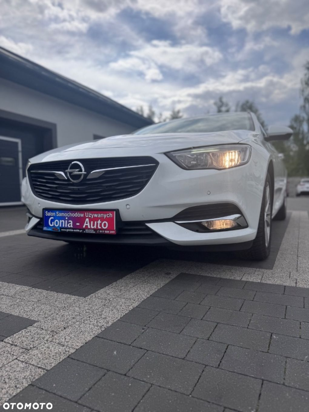 Opel Insignia - 11