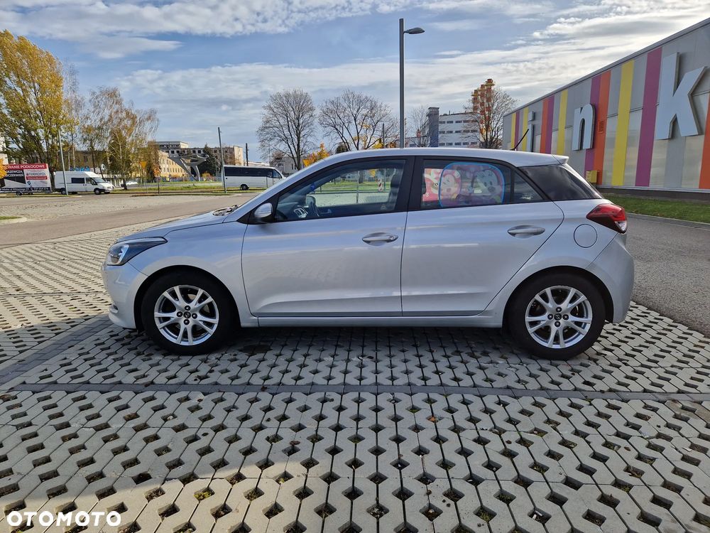 Hyundai i20 1.1 CRDi Classic + - 2