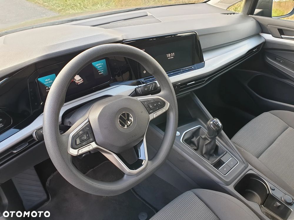 Volkswagen Golf - 17