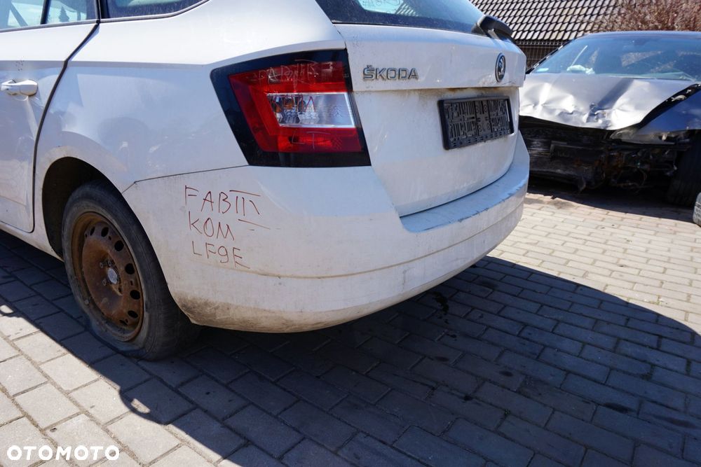 ZDERZAK TYLNY FABIA III NJ3 KOMBI LF9E  BIAŁY SKODA 2014-2018 - 4