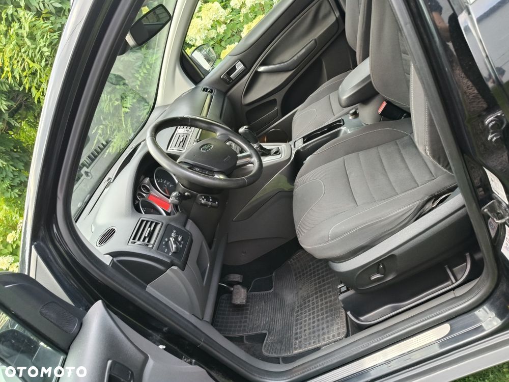 Ford Kuga - 6