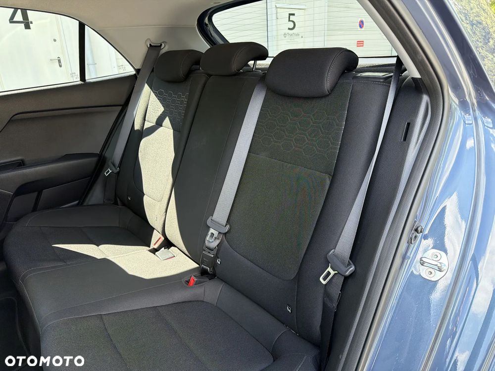 Kia Rio 1.4 L - 17