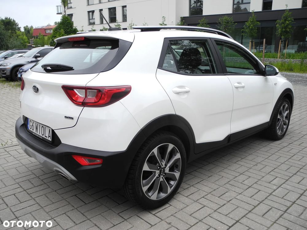 Kia Stonic - 5