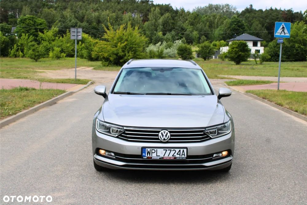 Volkswagen Passat 2.0 TDI SCR DSG Business - 2