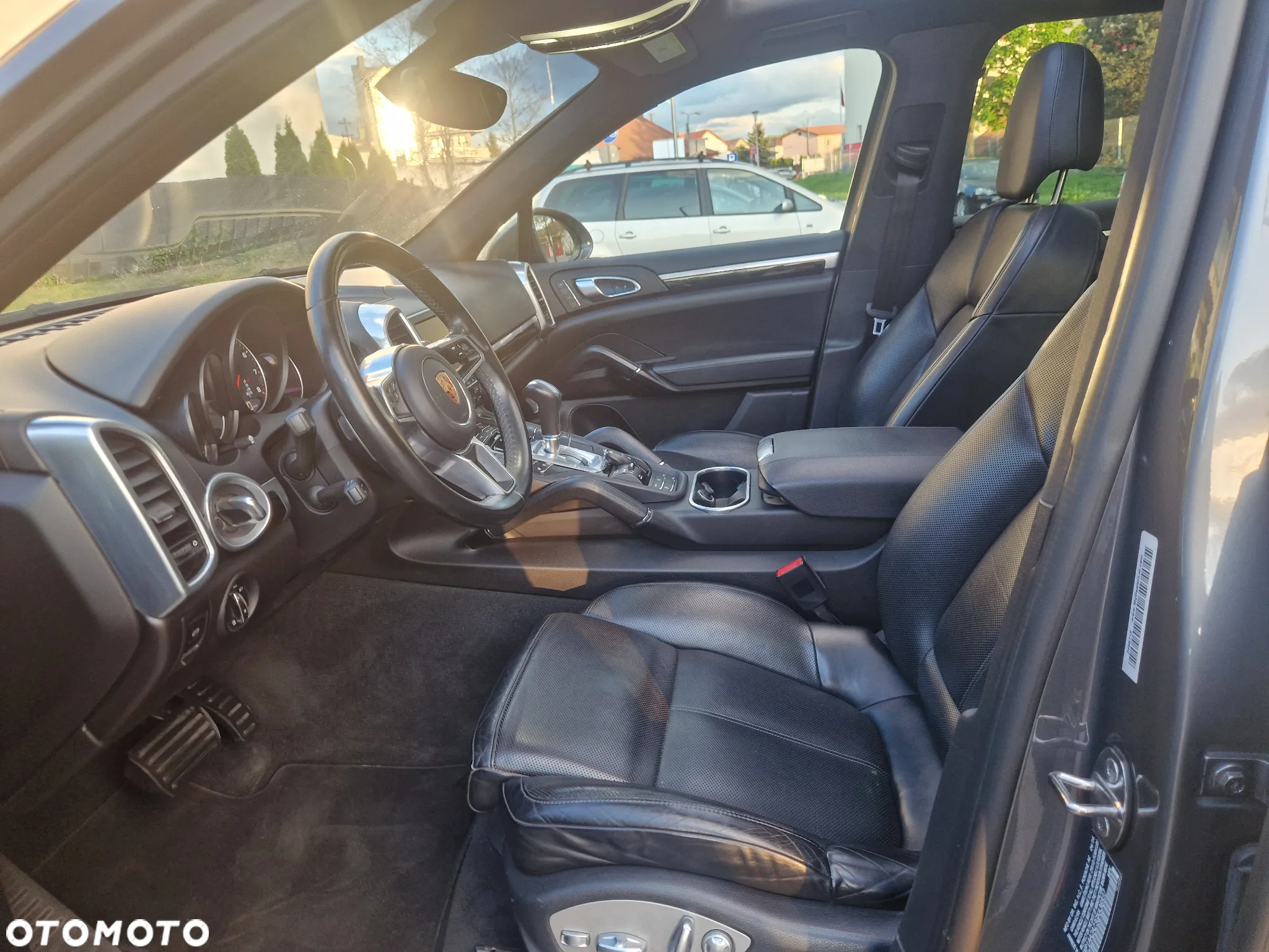 Porsche Cayenne Standard - 11