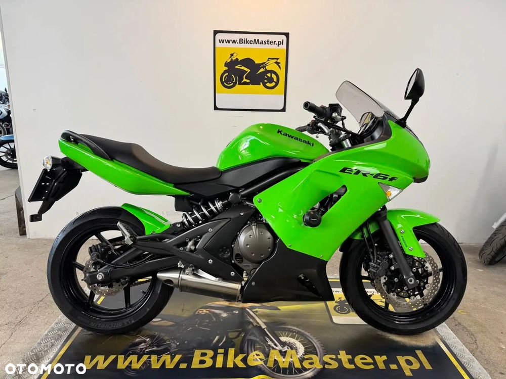 Kawasaki ER - 1
