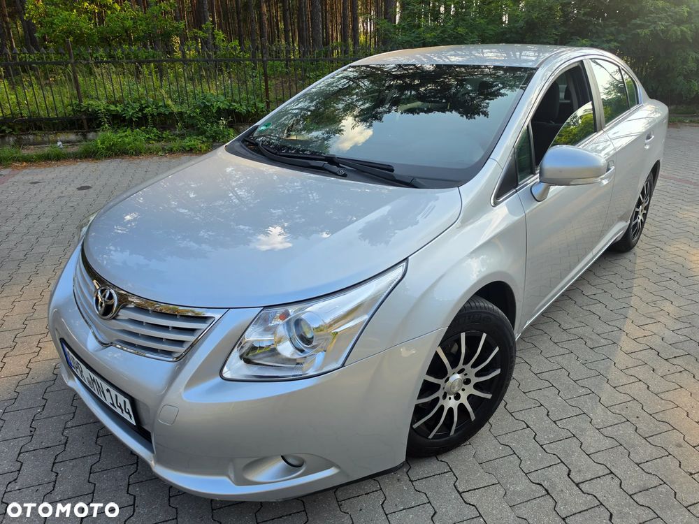 Toyota Avensis 1.8 Executive - 3