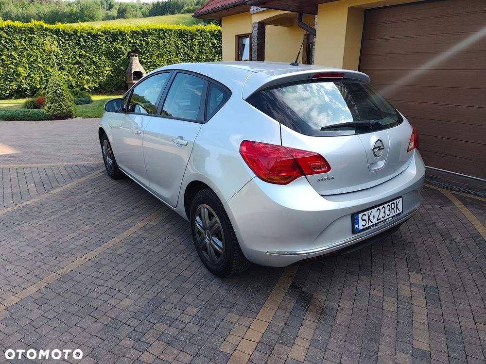 Opel Astra 1.6 Enjoy - 5