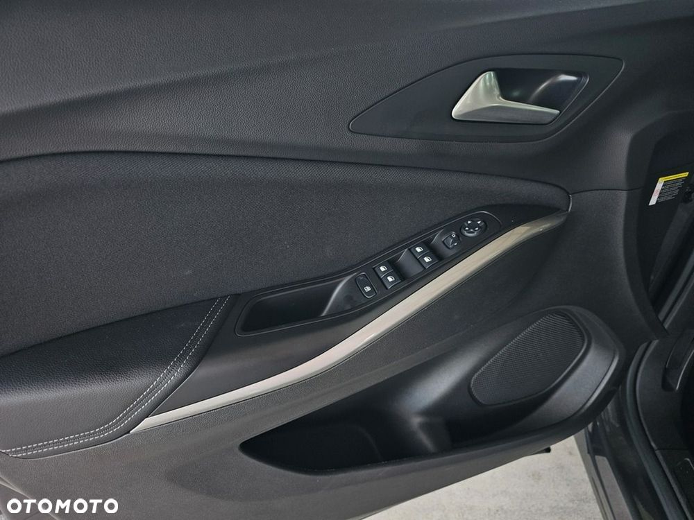 Opel Grandland X - 11