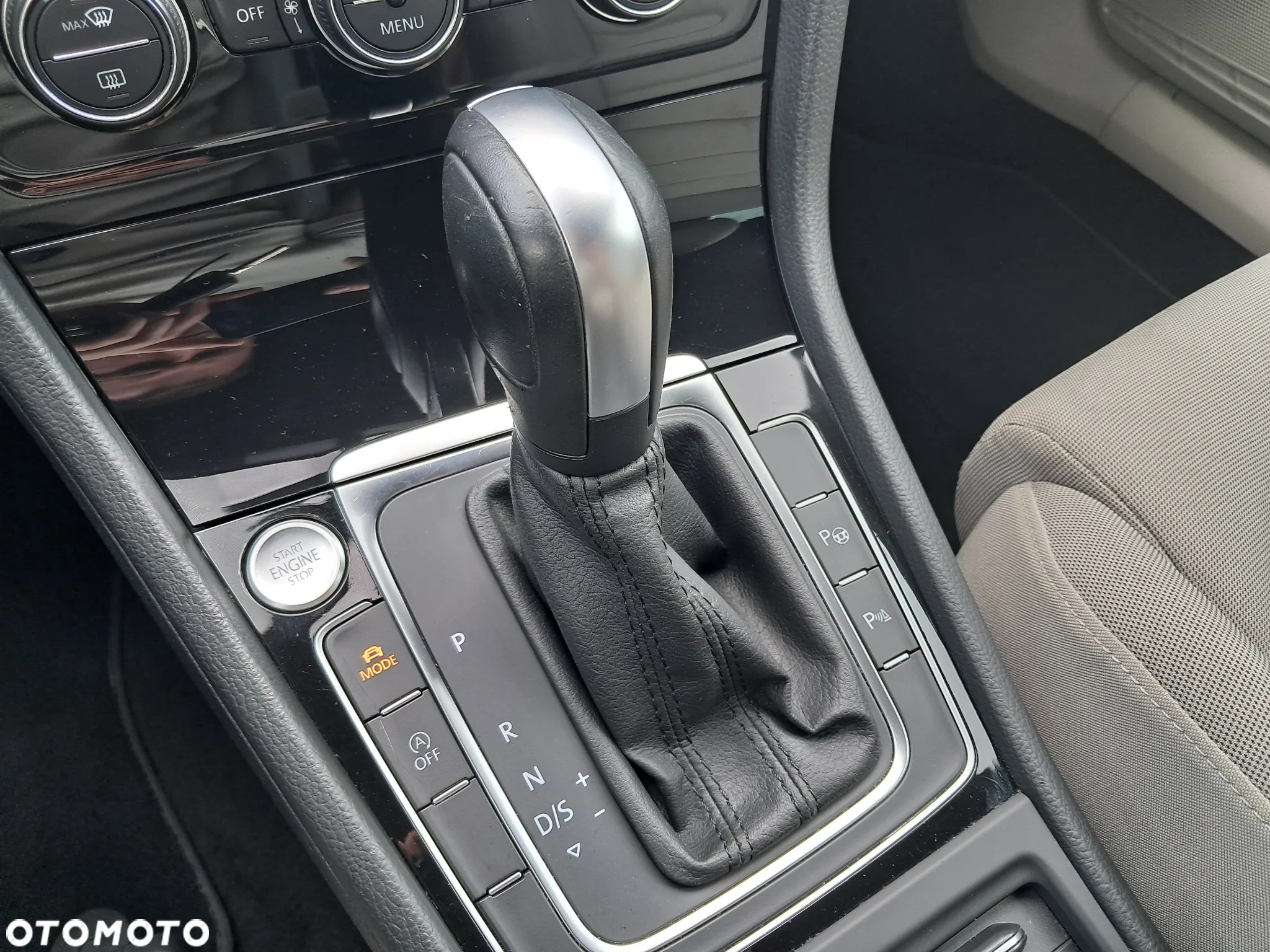 Volkswagen Golf VII 1.5 TSI BMT Evo Highline DSG - 33