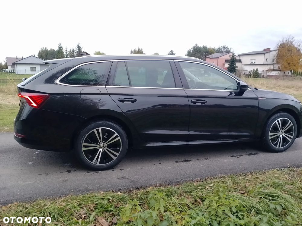 Skoda Octavia 2021 photo 2