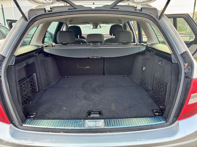 Mercedes-Benz C 200 - 14