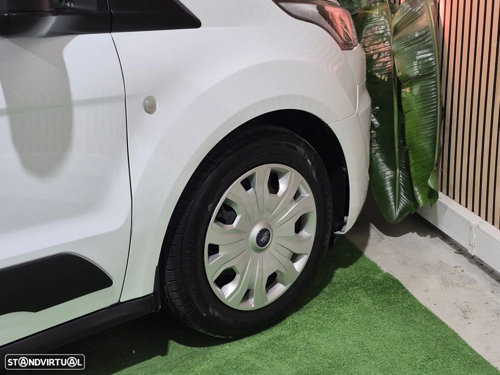 Ford Transit Connect L2 - 2023 | GARANTIA | NACIONAL - LONGA - 7