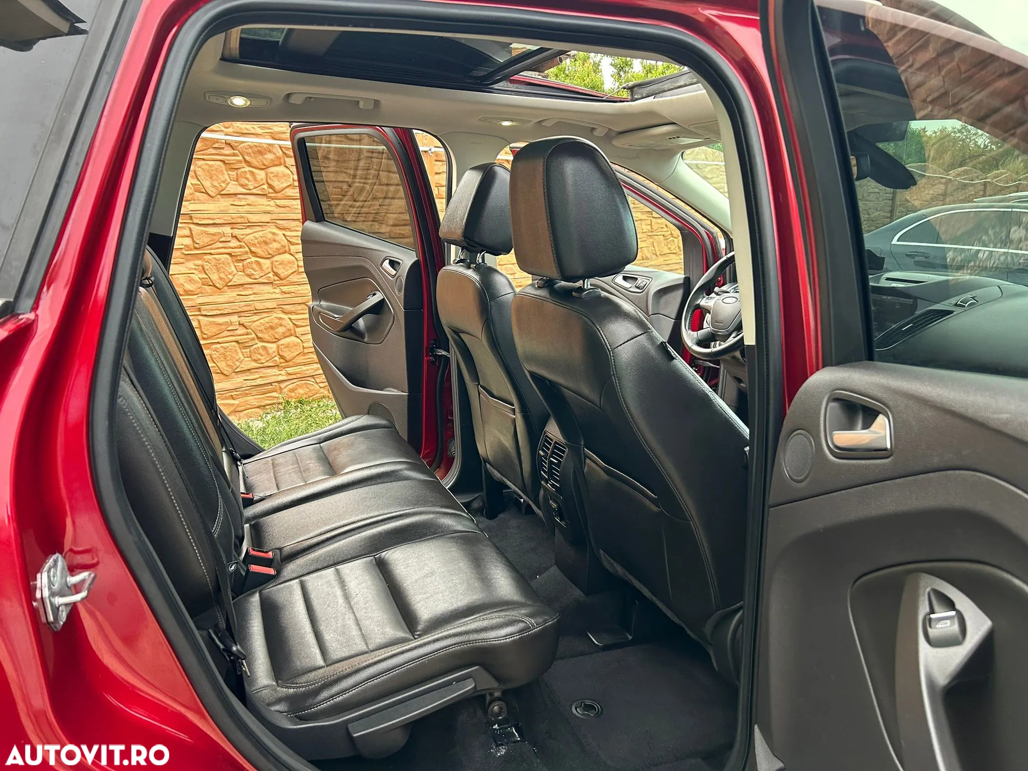 Ford Kuga - 8