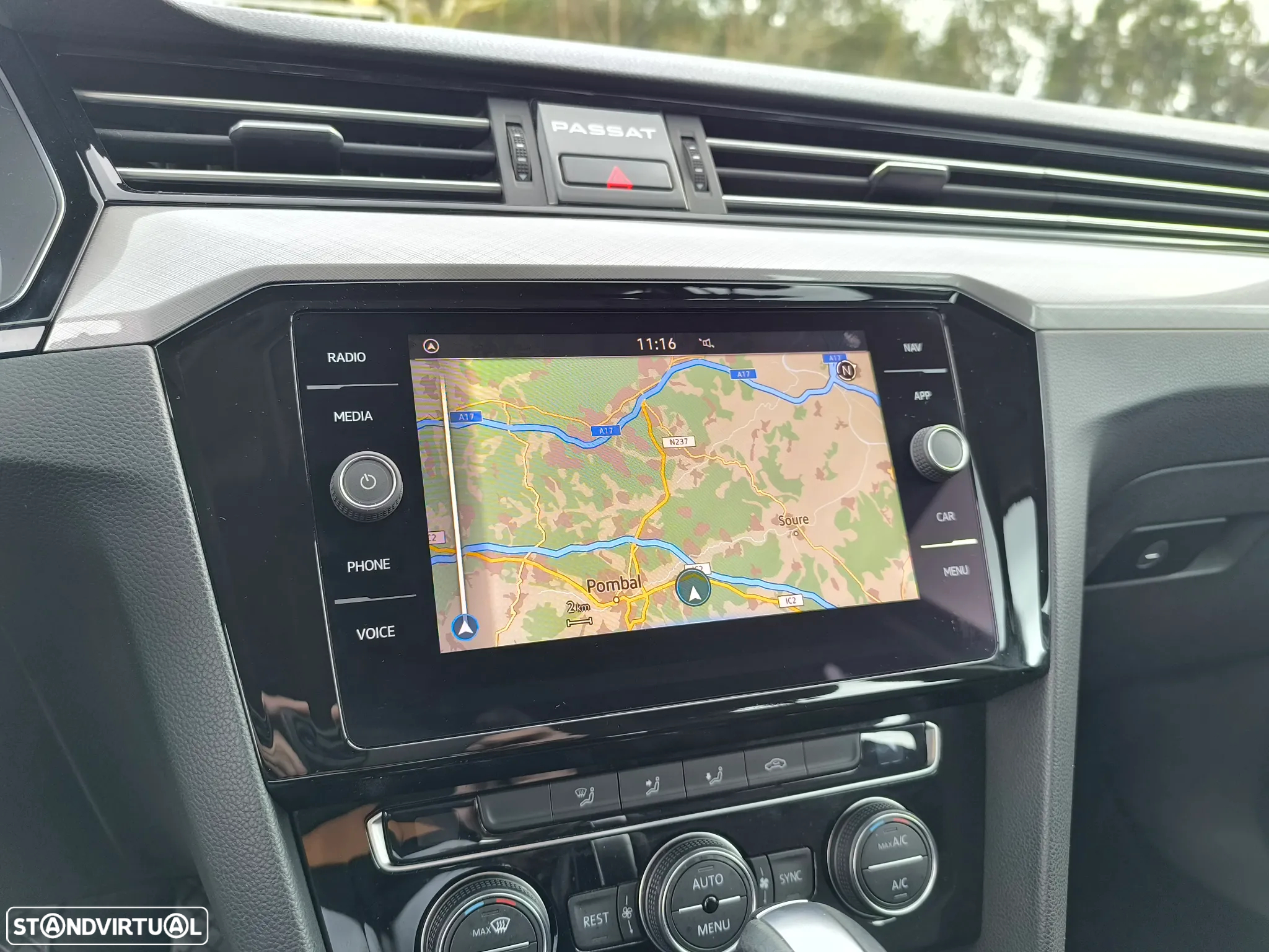 VW Passat Variant 2.0 TDi Business DSG - 10