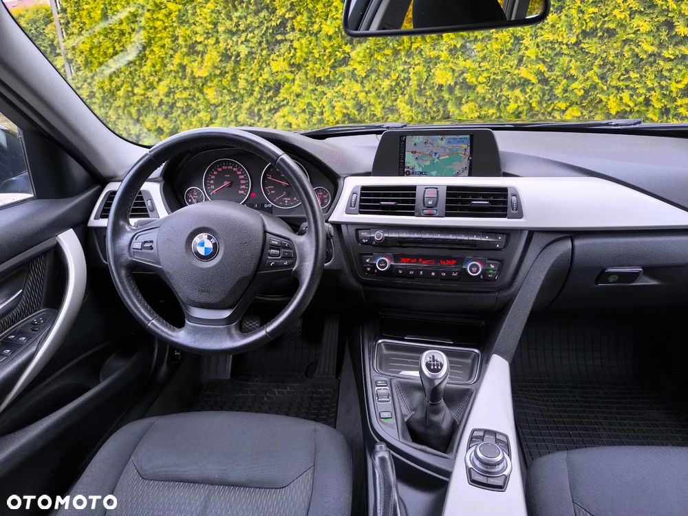 BMW Seria 3 316d - 7