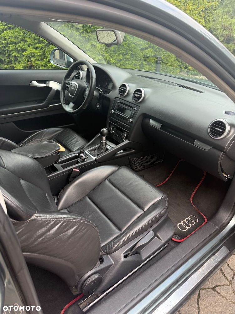 Audi A3 3-drzwiowe 2.0 TDI Ambition - 11