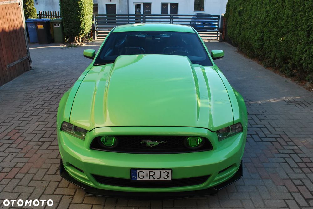 Ford Mustang 5.0 V8 GT Premium - 2