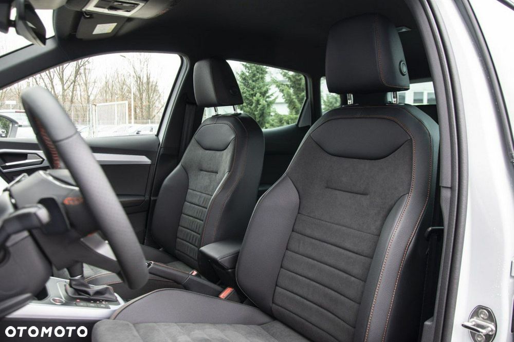 Seat Arona - 12