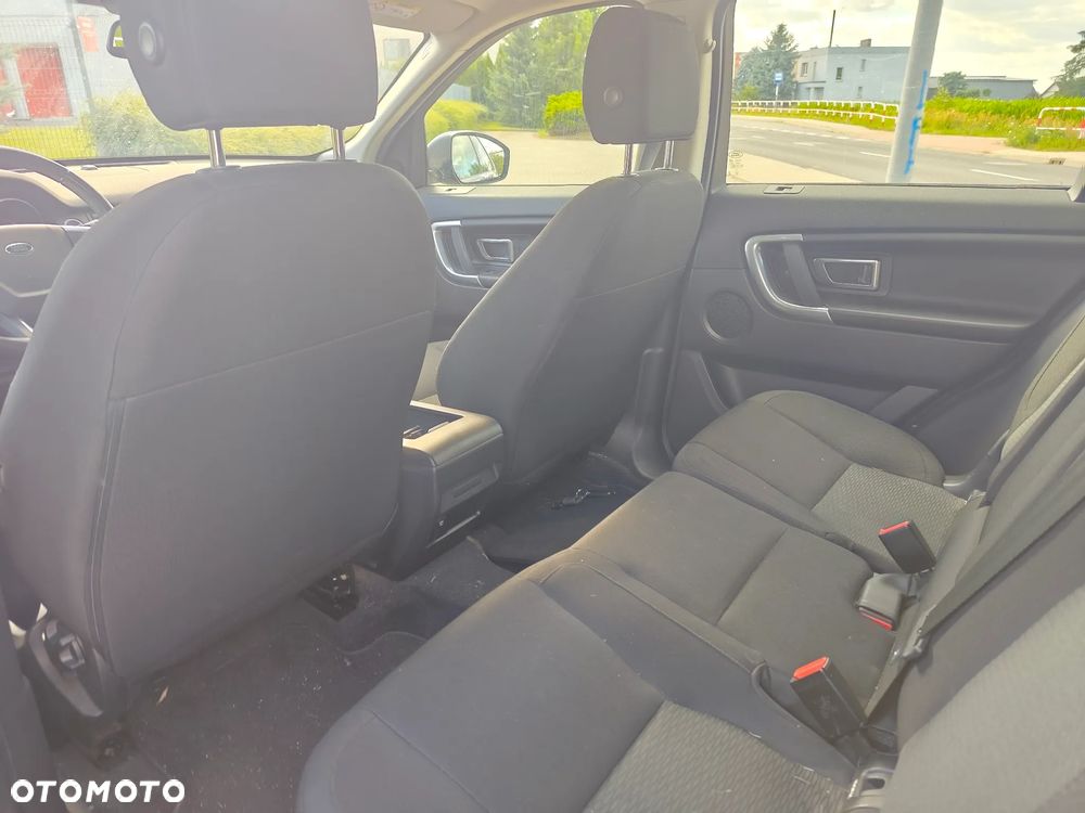 Land Rover Discovery Sport D150 - 9