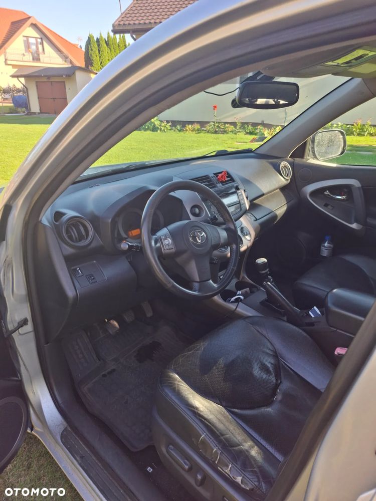 Toyota RAV4 2.2 D-4D X - 6