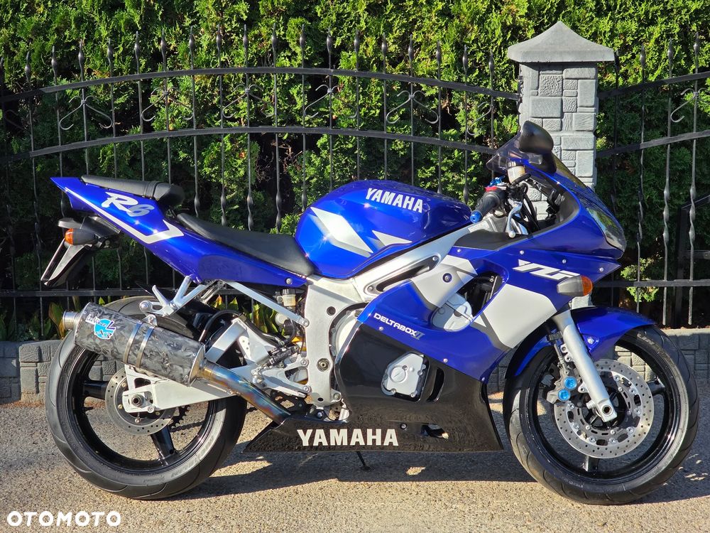 Yamaha R6 - 2
