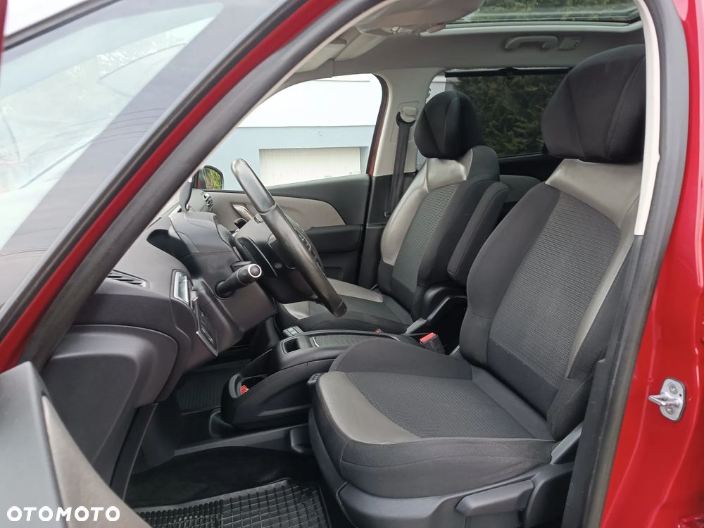 Citroën C4 Grand Picasso BlueHDi 150 EAT6 Exclusive - 26