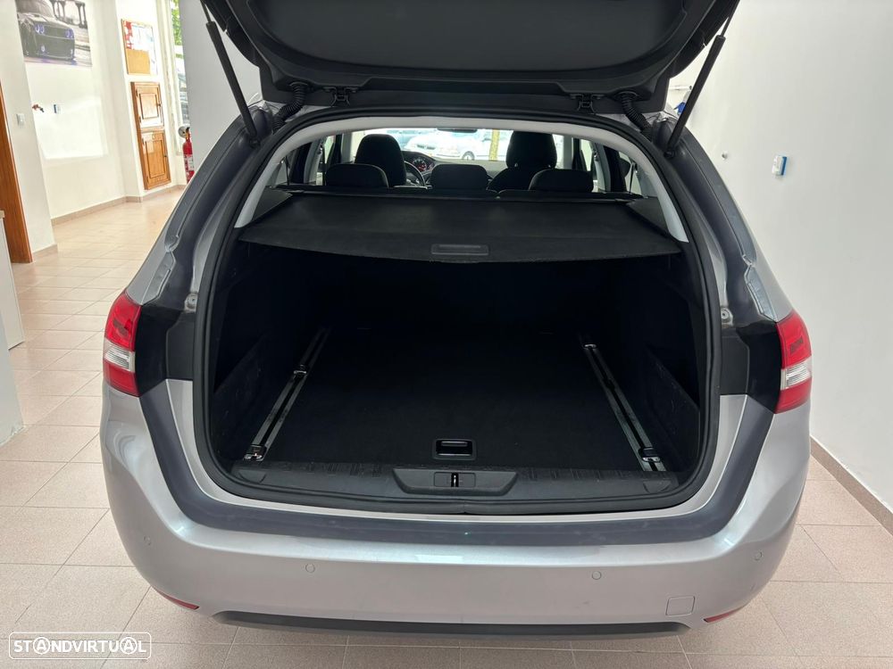 Peugeot 308 SW 1.5 BlueHDi Active - 22