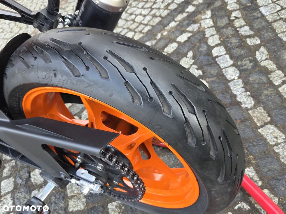 KTM RC 125 - 14