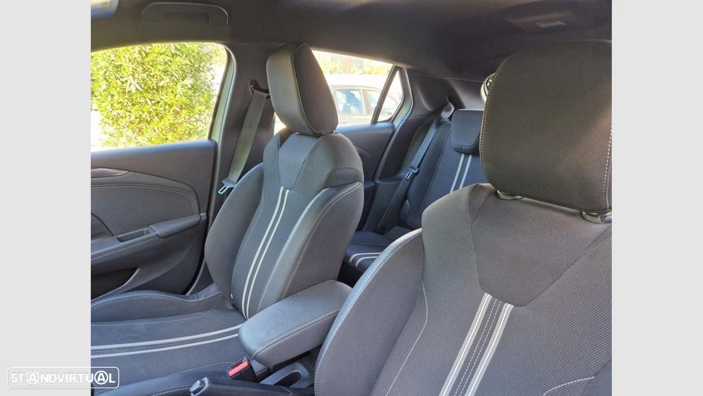 Opel Corsa 1.2 T GS - 8