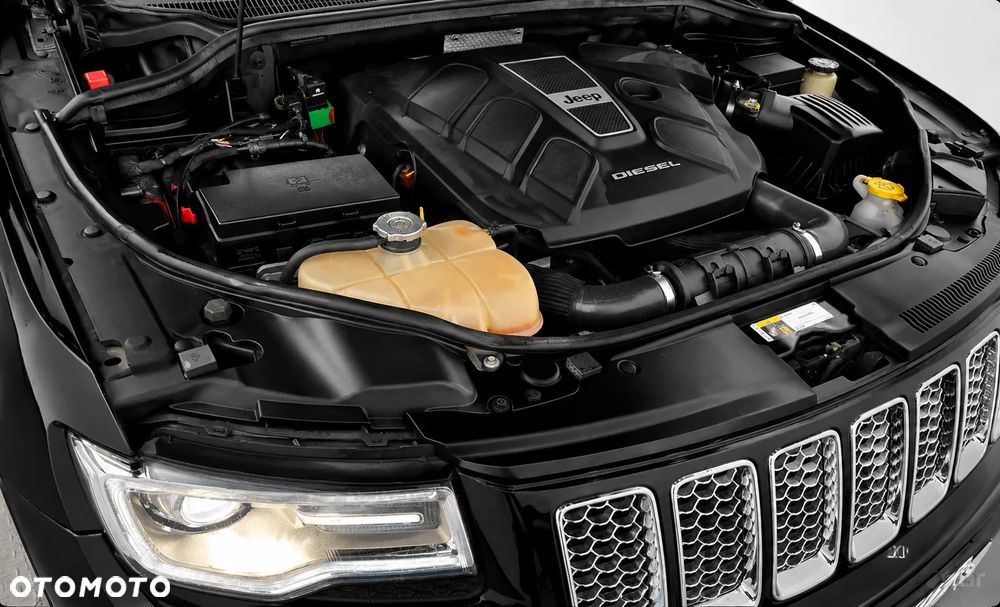 Jeep Grand Cherokee - 13